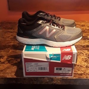 Mens New Balance Sneaker